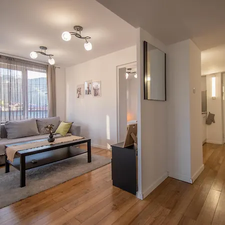 Hyggemate - 1 Bed Cozy In