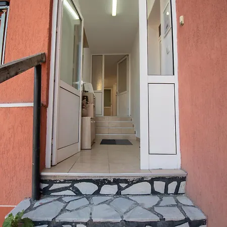 Apartment Hyggemate - уютен с 1 спалня в Sarnitsa