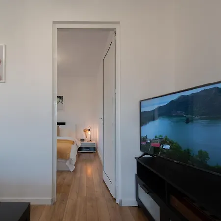 Hyggemate - 1 Bed Cozy In Lejlighed Sarnitsa