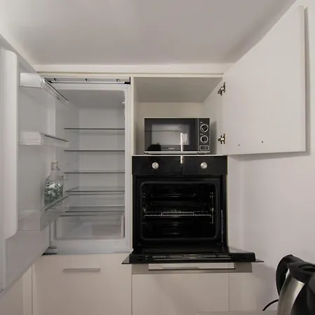 Hyggemate - 1 Bed Cozy In Sarnitsa